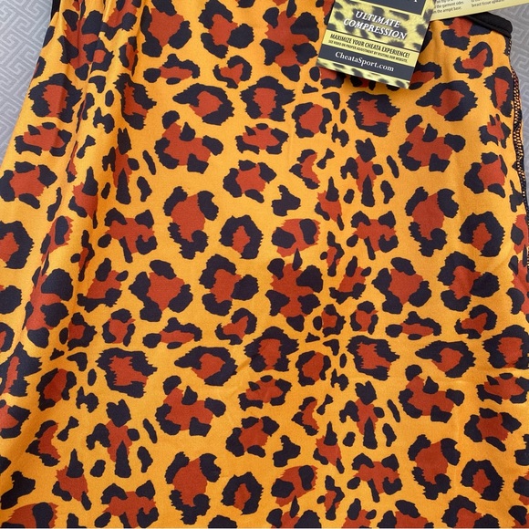 Cheata Equestrian Trotter Compression Tank Leopard Size Small NWT - Picture 6 of 9